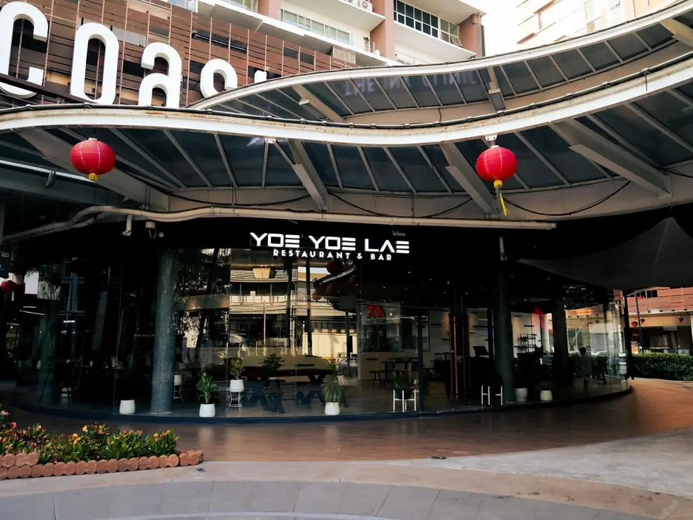 Yoe Yoe Lae Bang Na by day, under the curved roof of The Coast.
